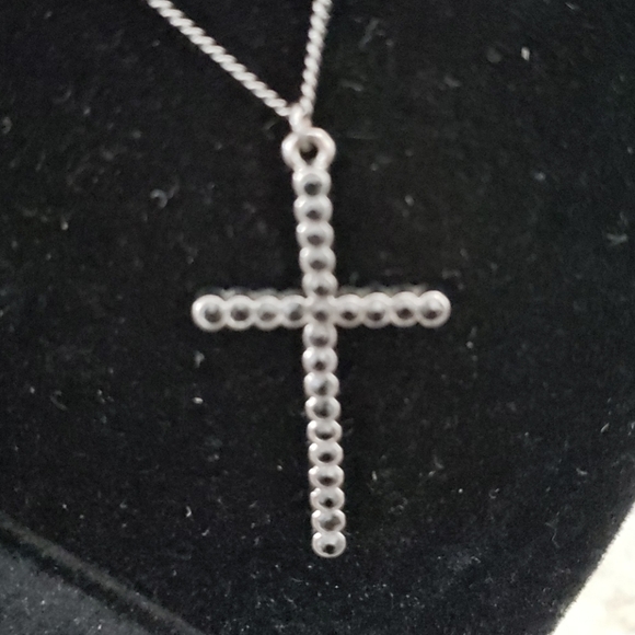 Black stoned Cross Necklace - Picture 2 of 4